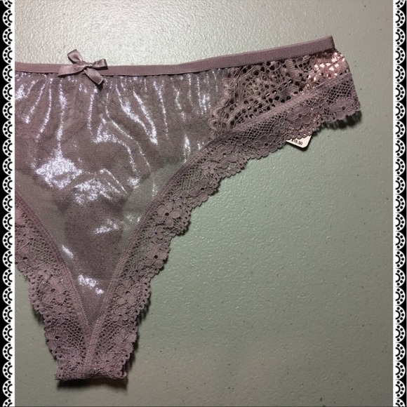 Very Sexy Wild Flower Lace Thong Panty Panties persona - Picture 11 of 16
